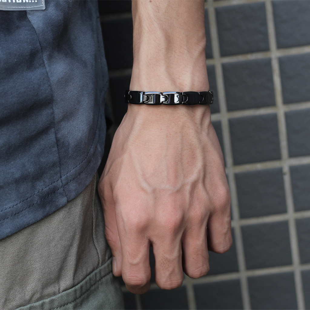Aradoo Premium Ceramic Hematit - Ceramic Link Bracelet review and price