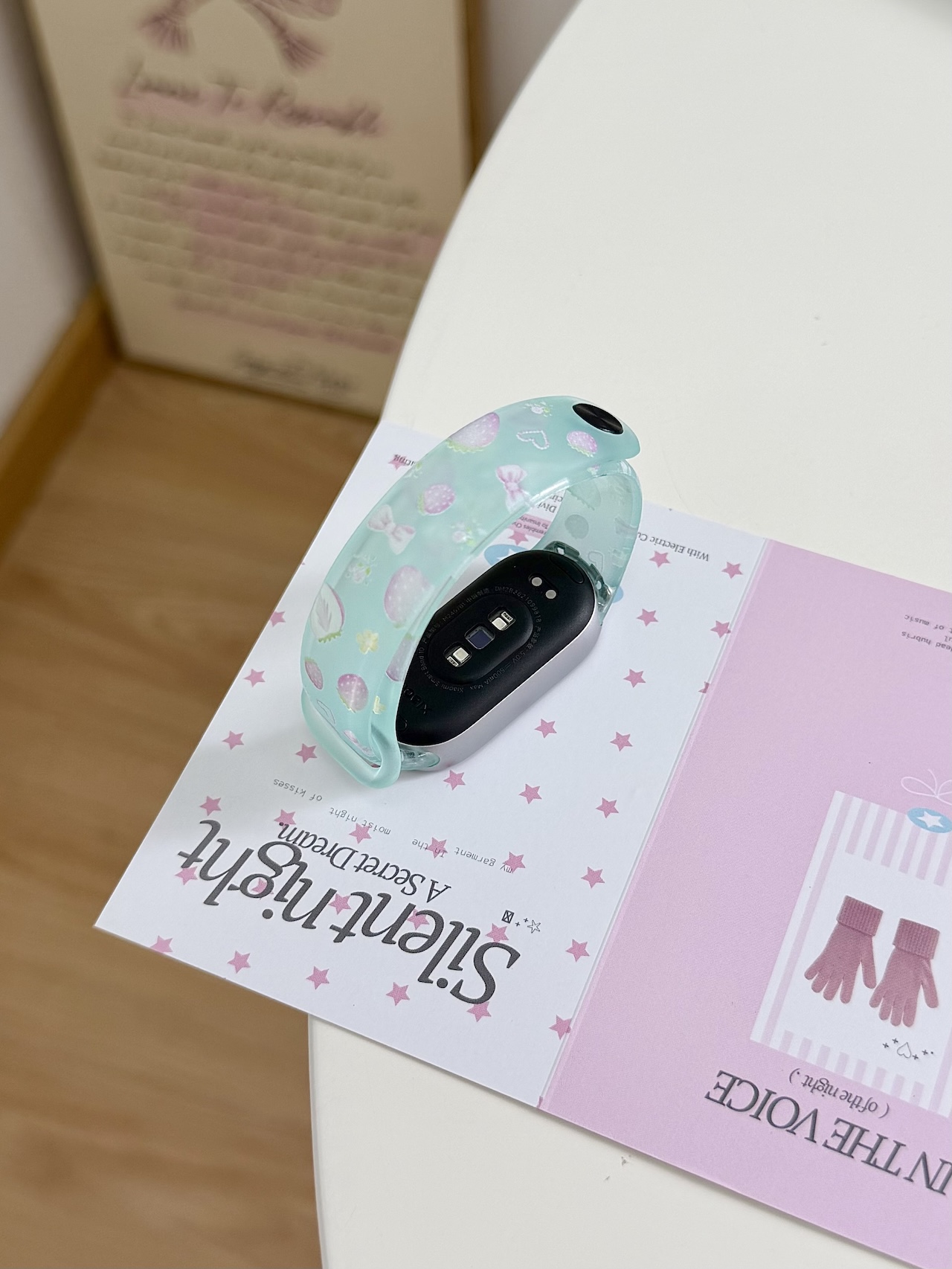 Super Cute Strawberry Bow Prin - Android Smartwatch Accessories review and price