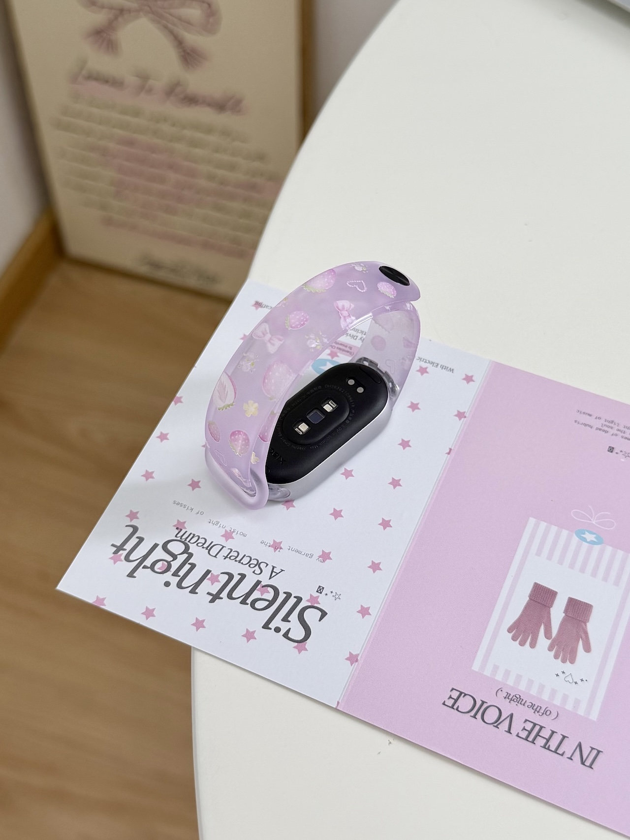 Super Cute Strawberry Bow Prin - Android Smartwatch Accessories review and price